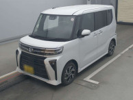 2023 Daihatsu Tanto Custom