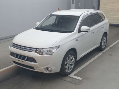 2013 Mitsubishi Outlander PHEV GG2W[0]