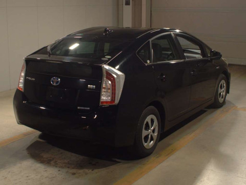 2015 Toyota Prius ZVW30[1]