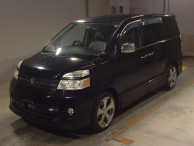 2007 Toyota Voxy