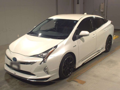 2017 Toyota Prius ZVW50[0]