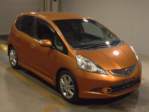 2010 Honda Fit GE8[2]