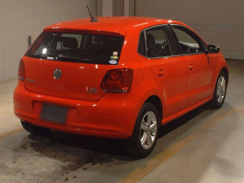 2014 Volkswagen Polo 6RCBZ[1]