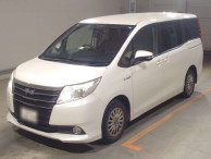 2014 Toyota Noah