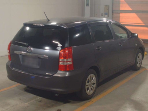 2004 Toyota Wish ZNE10G[1]