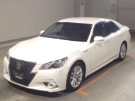 2014 Toyota Crown Hybrid