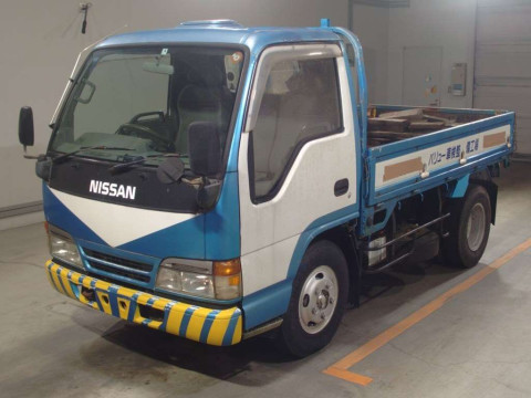 1996 Nissan Atlas AKR66ER[0]