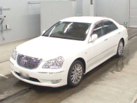 2004 Toyota Crown Majesta