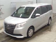 2015 Toyota Noah