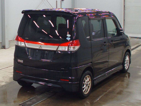 2012 Mitsubishi Delica D2 MB15S[1]