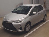 2017 Toyota Vitz