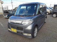 2010 Daihatsu Tanto