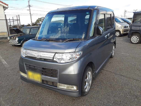 2010 Daihatsu Tanto L375S[0]