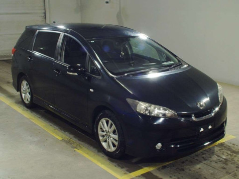 2011 Toyota Wish ZGE20W[2]