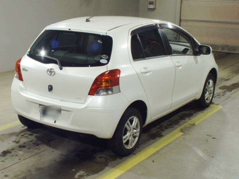 2009 Toyota Vitz NCP95[1]