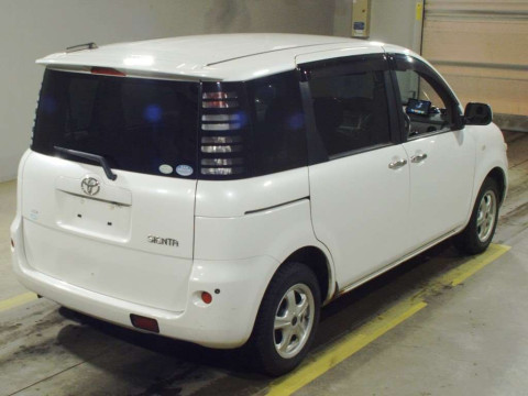 2006 Toyota Sienta NCP85G[1]