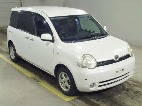 2006 Toyota Sienta NCP85G[2]