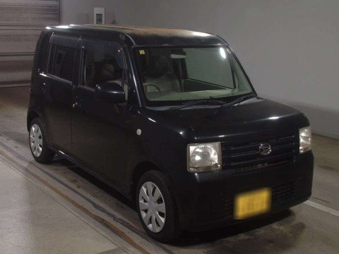 2010 Daihatsu Move Conte L575S[2]