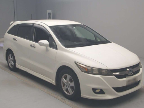 2010 Honda Stream RN6[2]