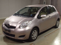 2010 Toyota Vitz