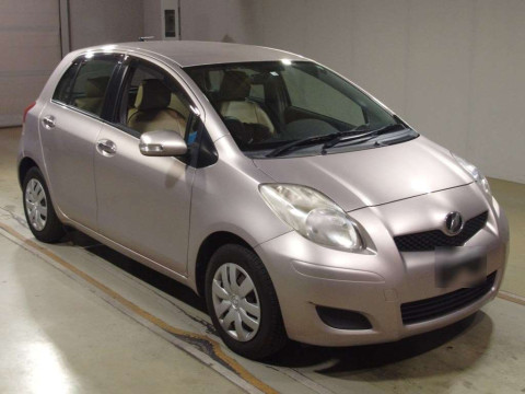 2010 Toyota Vitz KSP90[2]