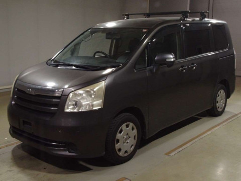 2007 Toyota Noah ZRR70G[0]