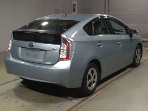 2012 Toyota Prius ZVW30[1]