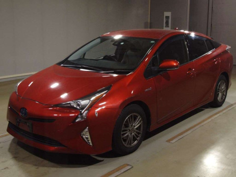 2016 Toyota Prius ZVW50[0]