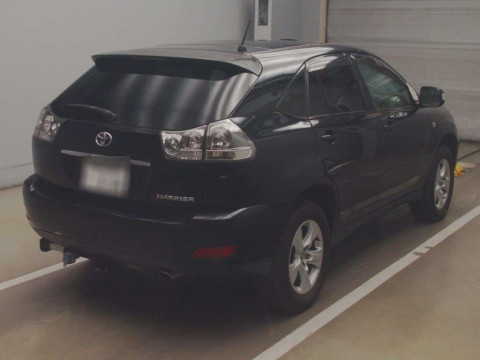 2005 Toyota Harrier ACU30W[1]