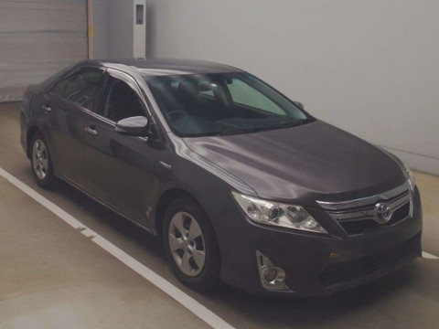 2013 Toyota Camry AVV50[2]