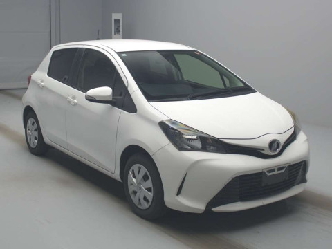 2014 Toyota Vitz KSP130[2]