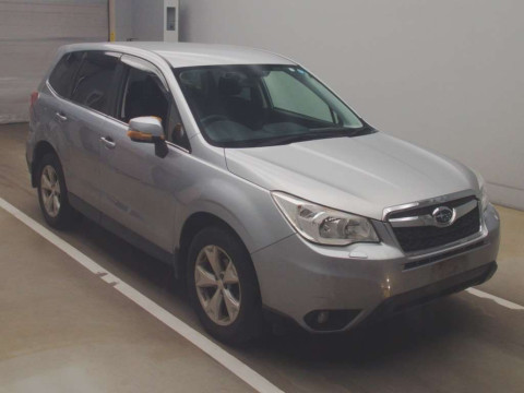 2013 Subaru Forester SJ5[2]