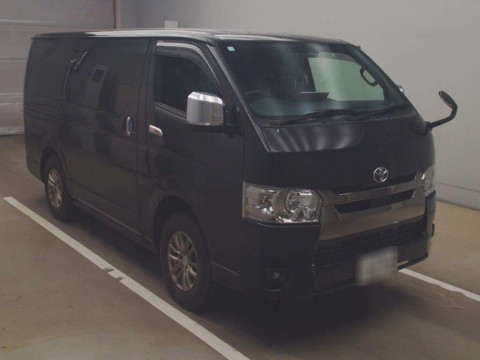 2023 Toyota Hiace Van GDH206V[2]