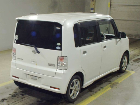 2010 Daihatsu Move Conte Custom L585S[1]