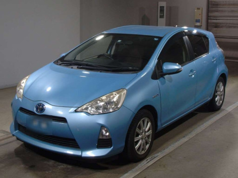 2013 Toyota Aqua NHP10[0]