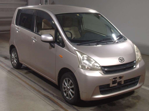 2012 Daihatsu Move LA100S[2]