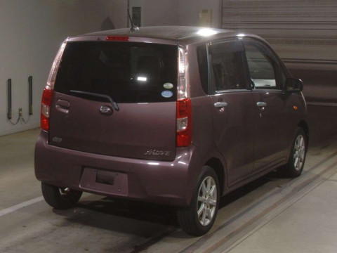 2011 Daihatsu Move LA100S[1]