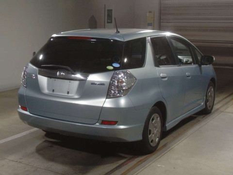 2012 Honda Fit Shuttle Hybrid GP2[1]