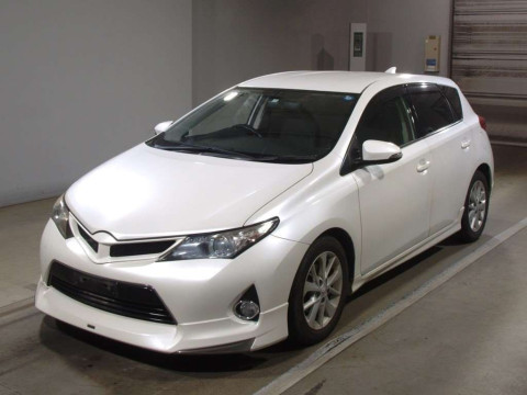 2013 Toyota Auris ZRE186H[0]