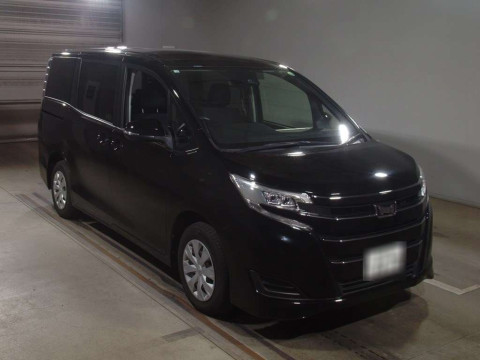 2019 Toyota Noah ZRR80G[2]