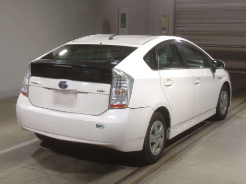 2010 Toyota Prius ZVW30[1]