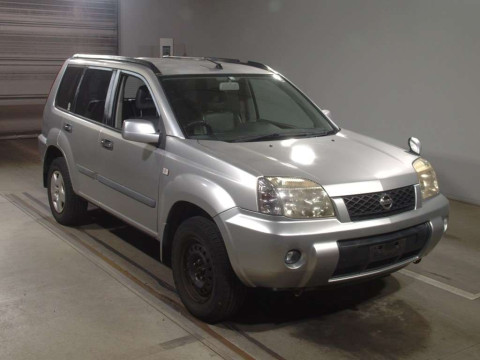 2003 Nissan X-Trail NT30[2]