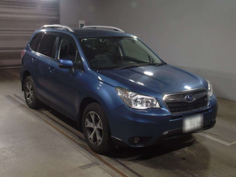 2015 Subaru Forester SJ5[2]