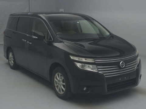 2013 Nissan Elgrand TE52[2]