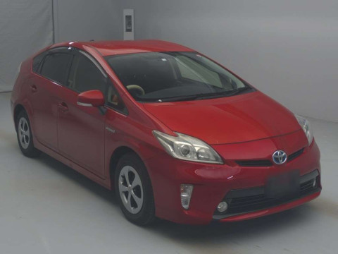 2012 Toyota Prius ZVW30[2]