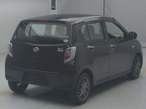 2016 Daihatsu Mira es LA300S[1]