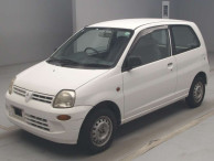 2000 Mitsubishi Minica