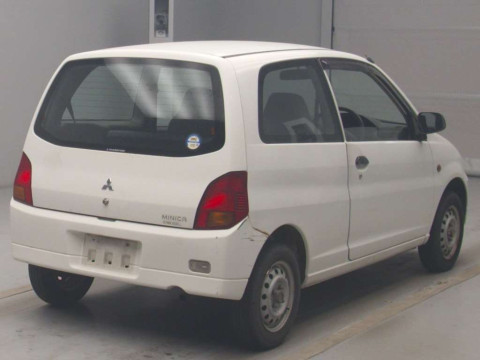 2000 Mitsubishi Minica H42V[1]