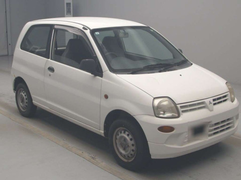 2000 Mitsubishi Minica H42V[2]