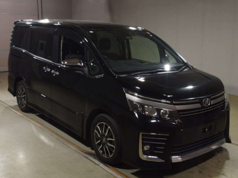 2016 Toyota Voxy ZRR80W[2]